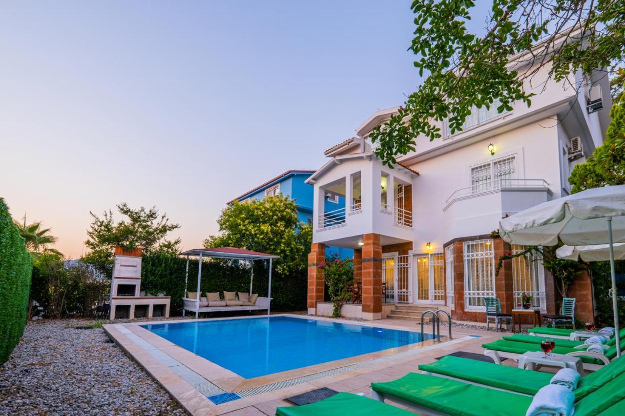 Infinity Beyaz Villa Фетхие Экстерьер фото